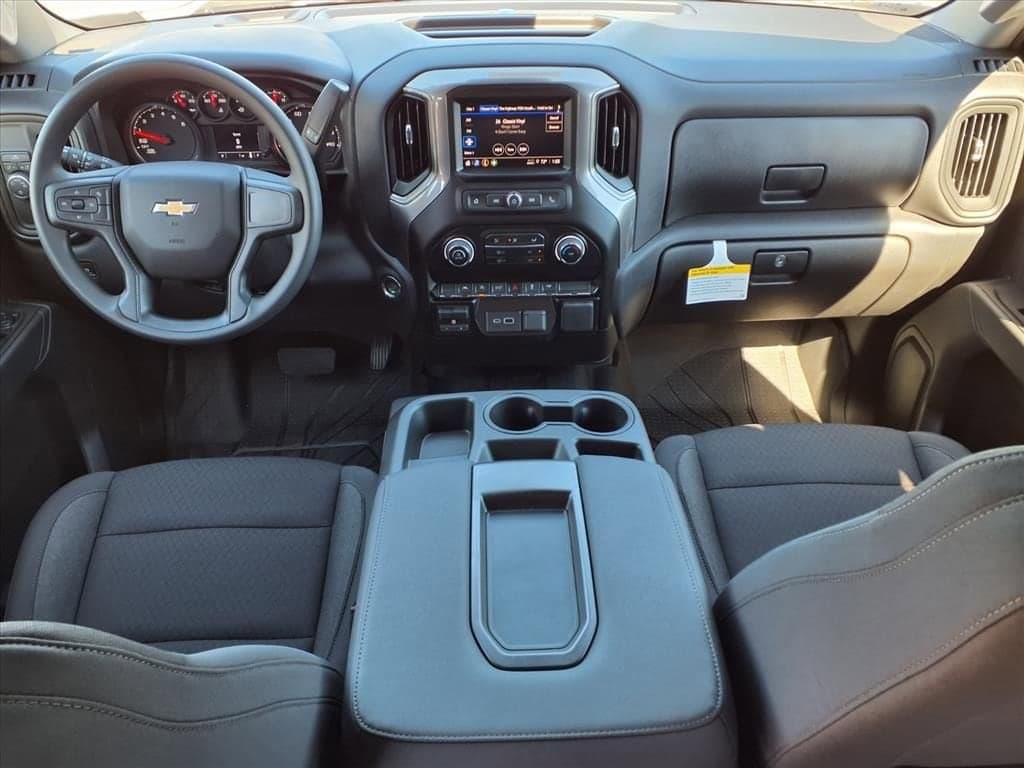 2026 Chevrolet Silverado 1500 - Image 8