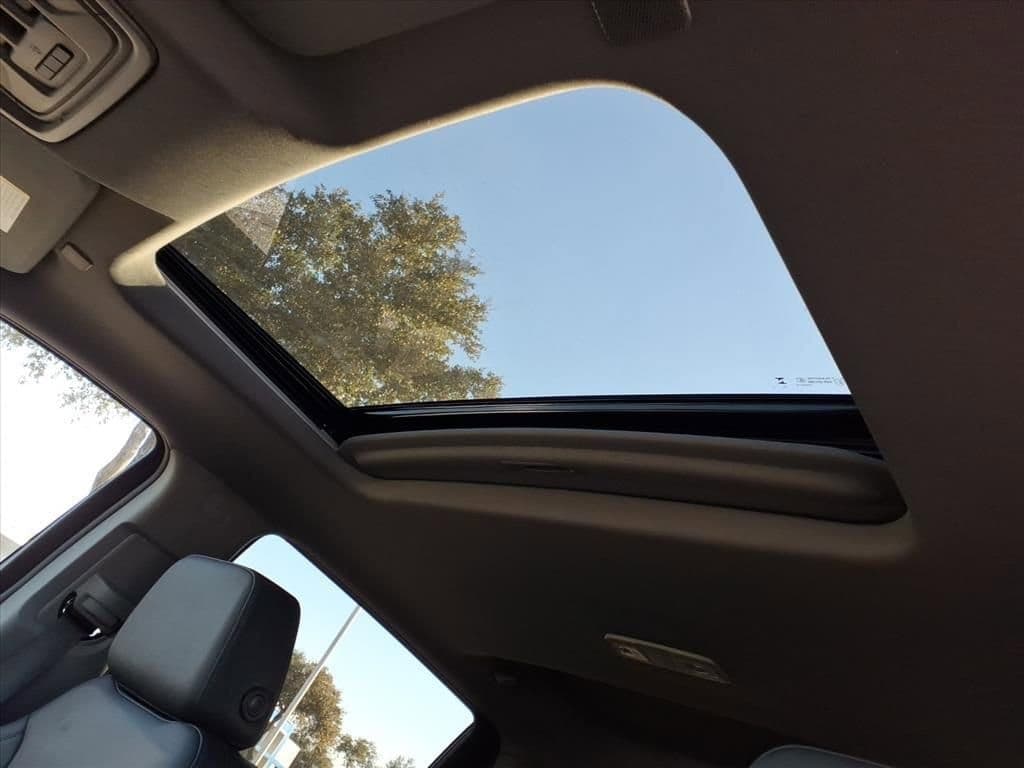 2026 Chevrolet Silverado 1500 - Image 13