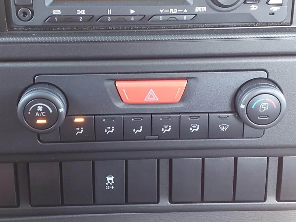 2025 Chevrolet Low Cab Forward 5500 XD - Image 15