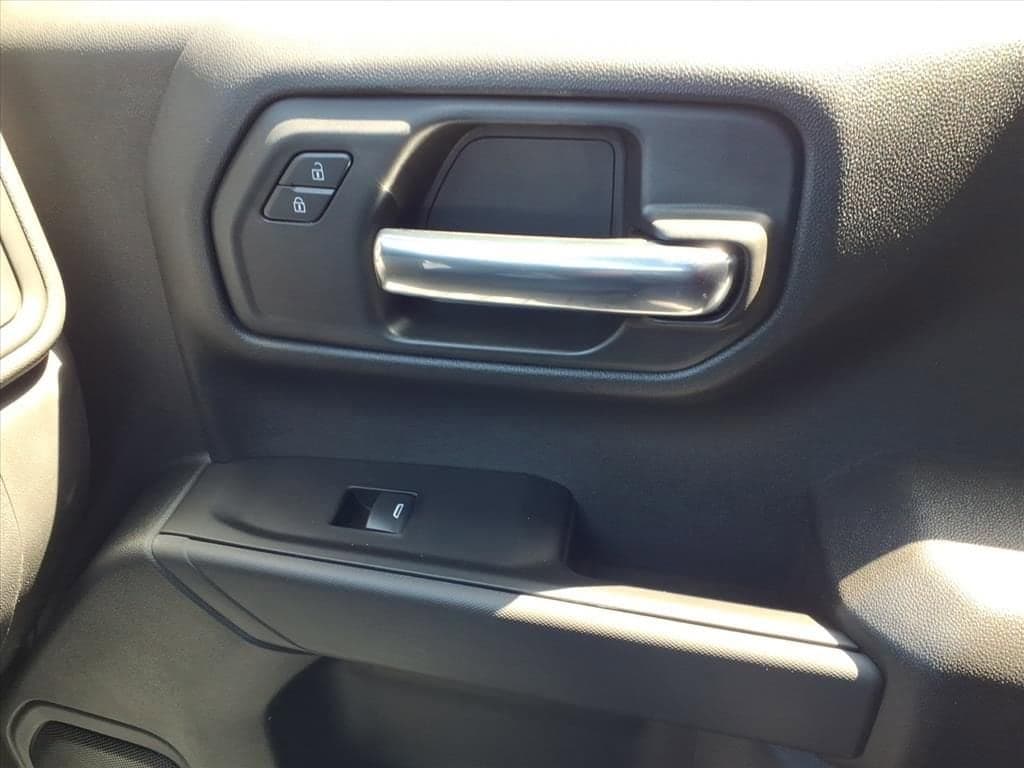 2026 Chevrolet Silverado 1500 - Image 20