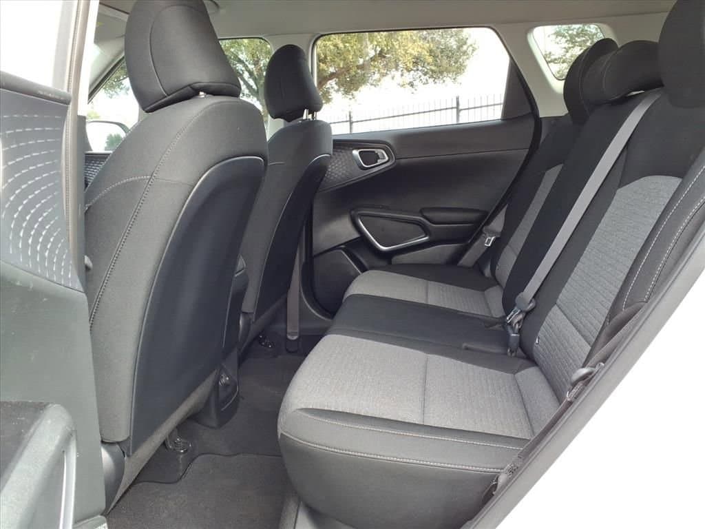 2022 Kia Soul - Image 19