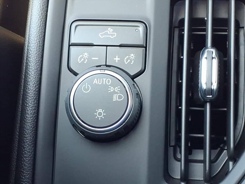 2026 Chevrolet Silverado 1500 - Image 20