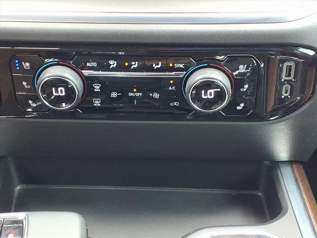 2023 Chevrolet Silverado 1500 - Image 25