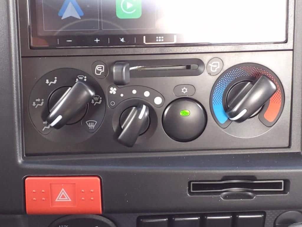 2025 Chevrolet Low Cab Forward 4500 HG - Image 13