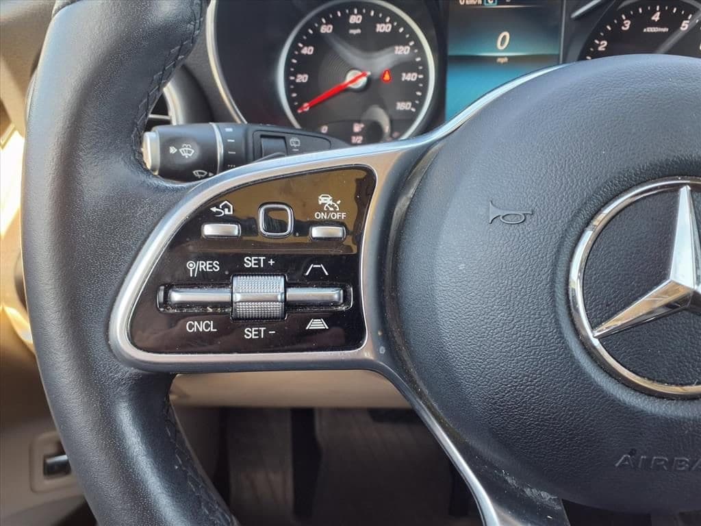 2021 Mercedes-Benz GLC - Image 23