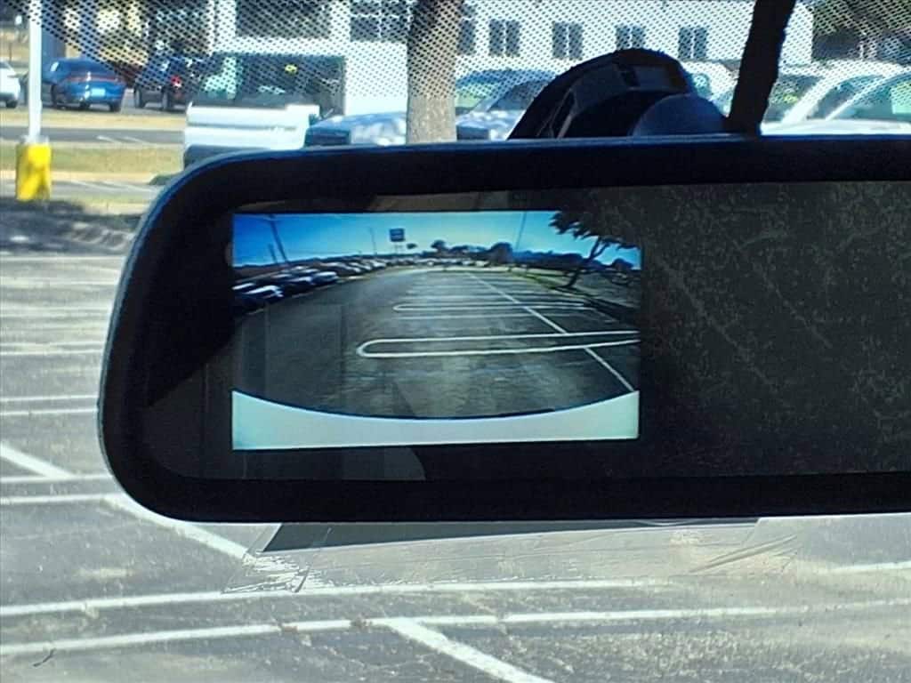 2025 Chevrolet Express Cutaway 3500 - Image 17