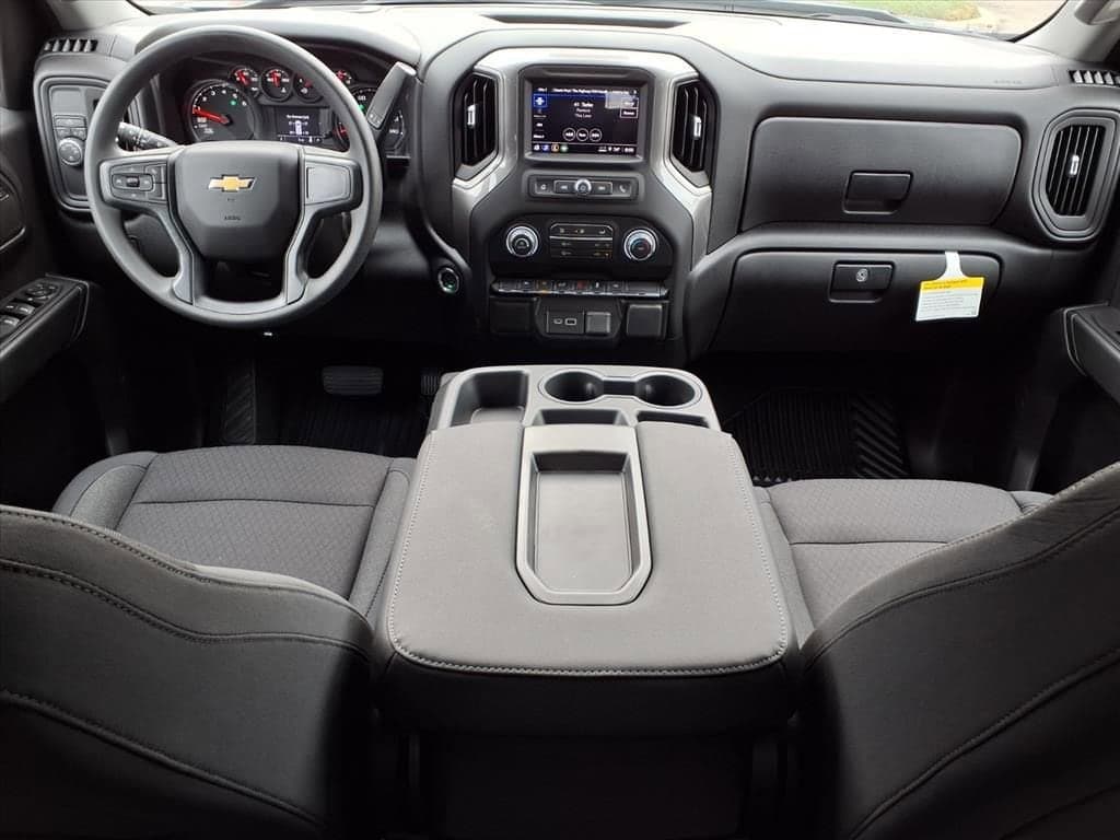 2026 Chevrolet Silverado 1500 - Image 8