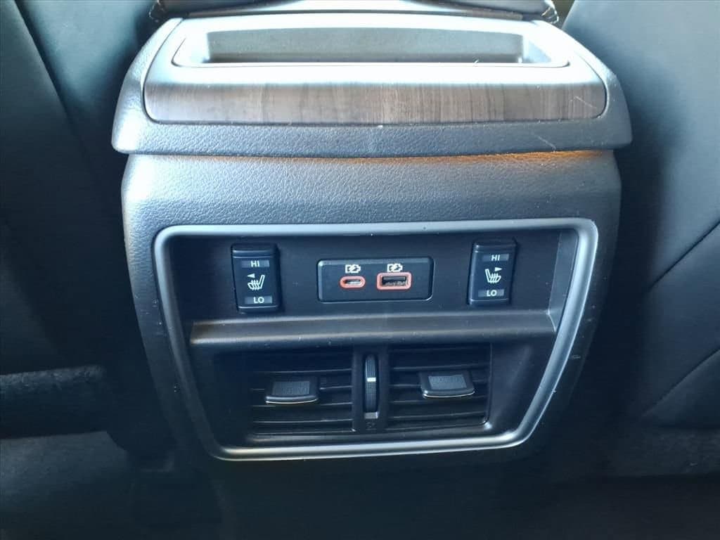 2021 Nissan Murano - Image 23