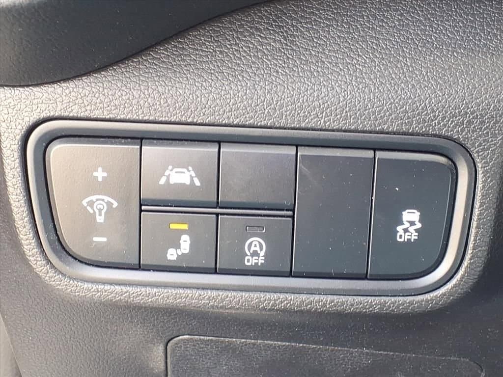 2022 Kia Soul - Image 14