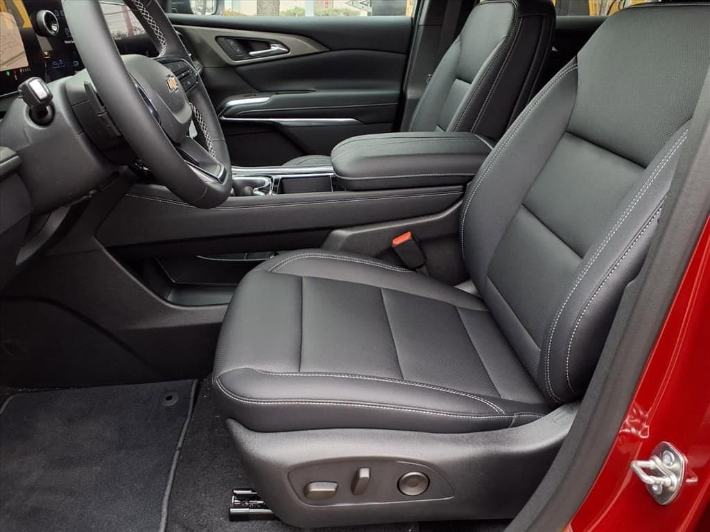 2026 Chevrolet Traverse - Image 9