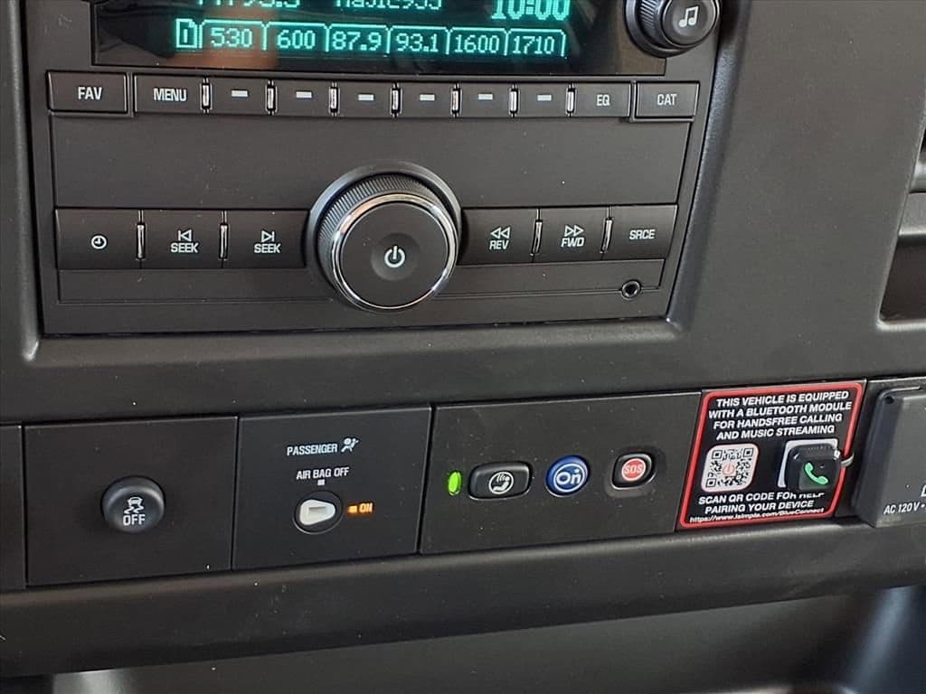 2026 Chevrolet Express Cargo - Image 13