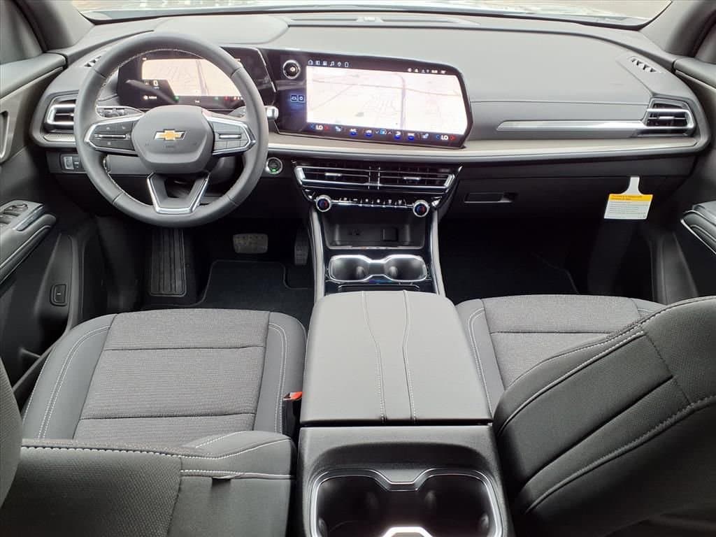 2026 Chevrolet Traverse - Image 7