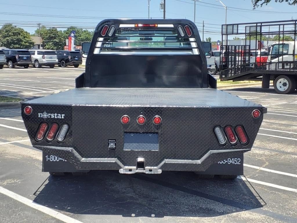 2023 Chevrolet Silverado 5500 HD - Image 5