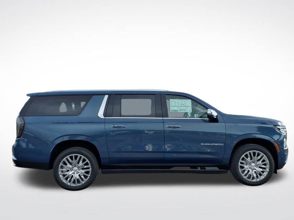 2026 Chevrolet Suburban - Image 2