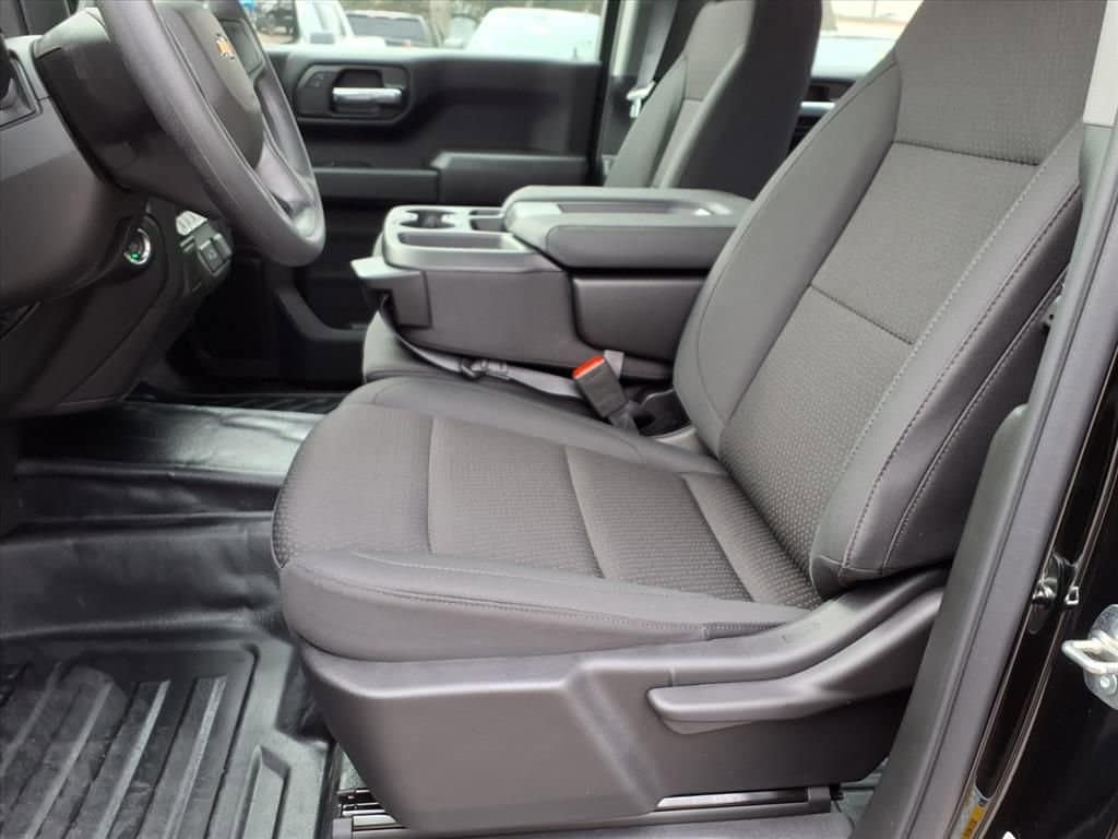 2026 Chevrolet Silverado 1500 - Image 8