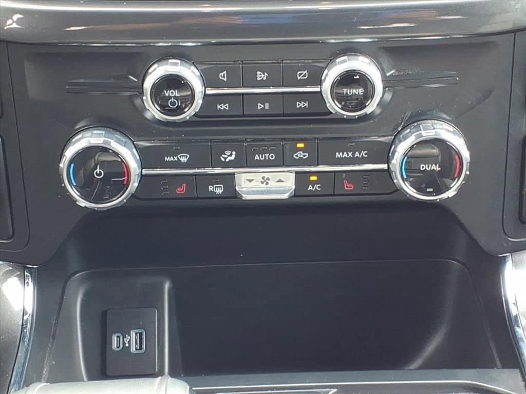 2023 Ford F-150 - Image 24