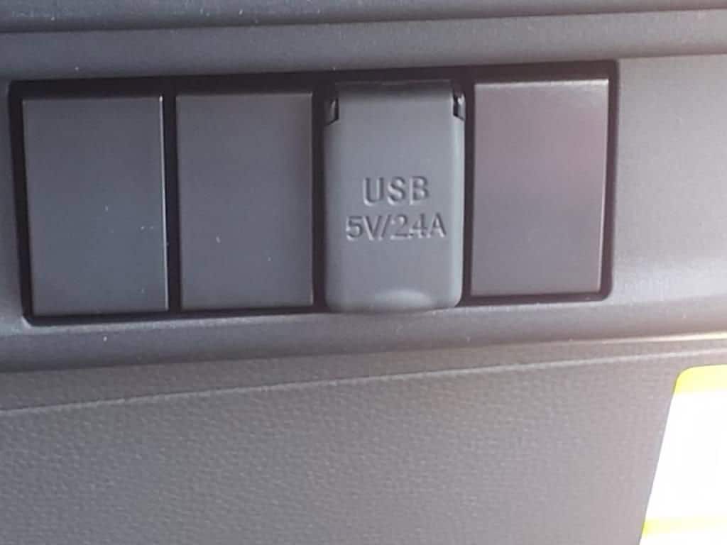 2025 Chevrolet Low Cab Forward 5500 XD - Image 14