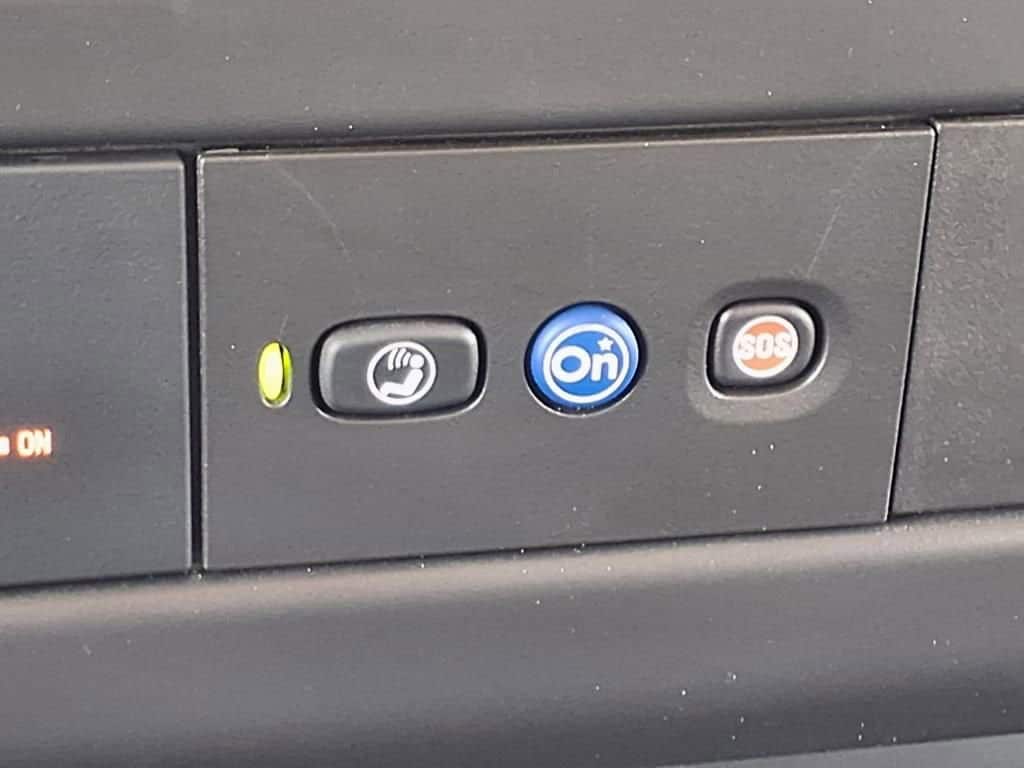 2025 Chevrolet Express Cutaway 3500 - Image 16