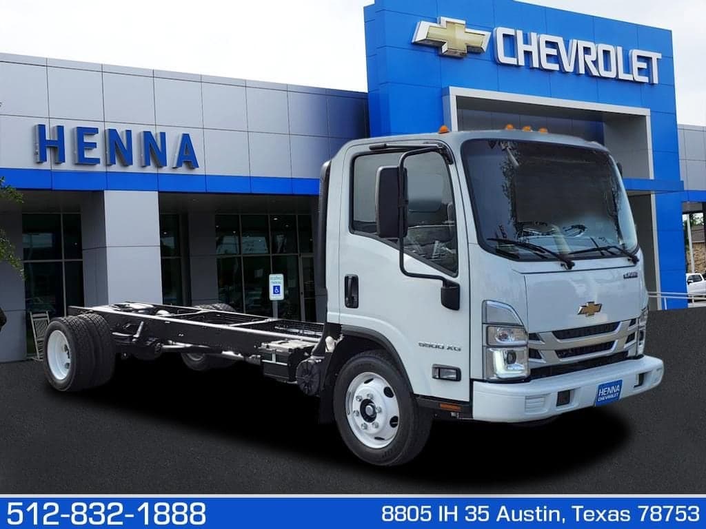 2025 Chevrolet Low Cab Forward 5500 XG - Image 1