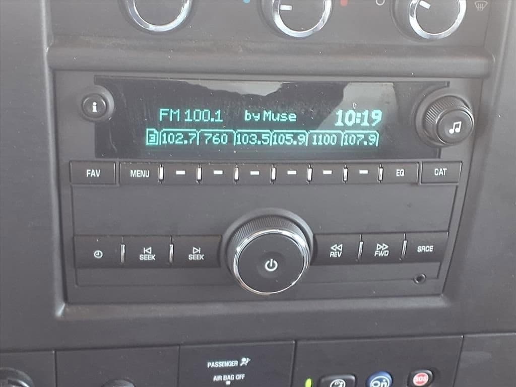 2025 Chevrolet Express Cutaway 3500 - Image 11