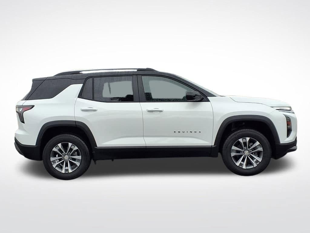 2026 Chevrolet Equinox - Image 2