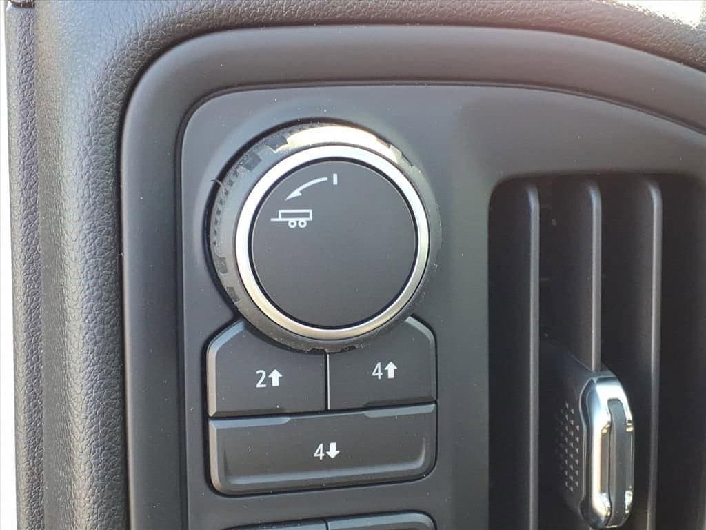 2026 Chevrolet Silverado 3500 HD Chassis Cab - Image 13