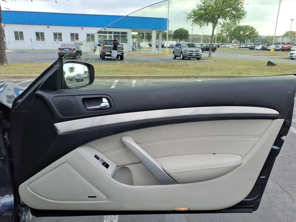 2014 INFINITI Q60 Coupe - Image 14