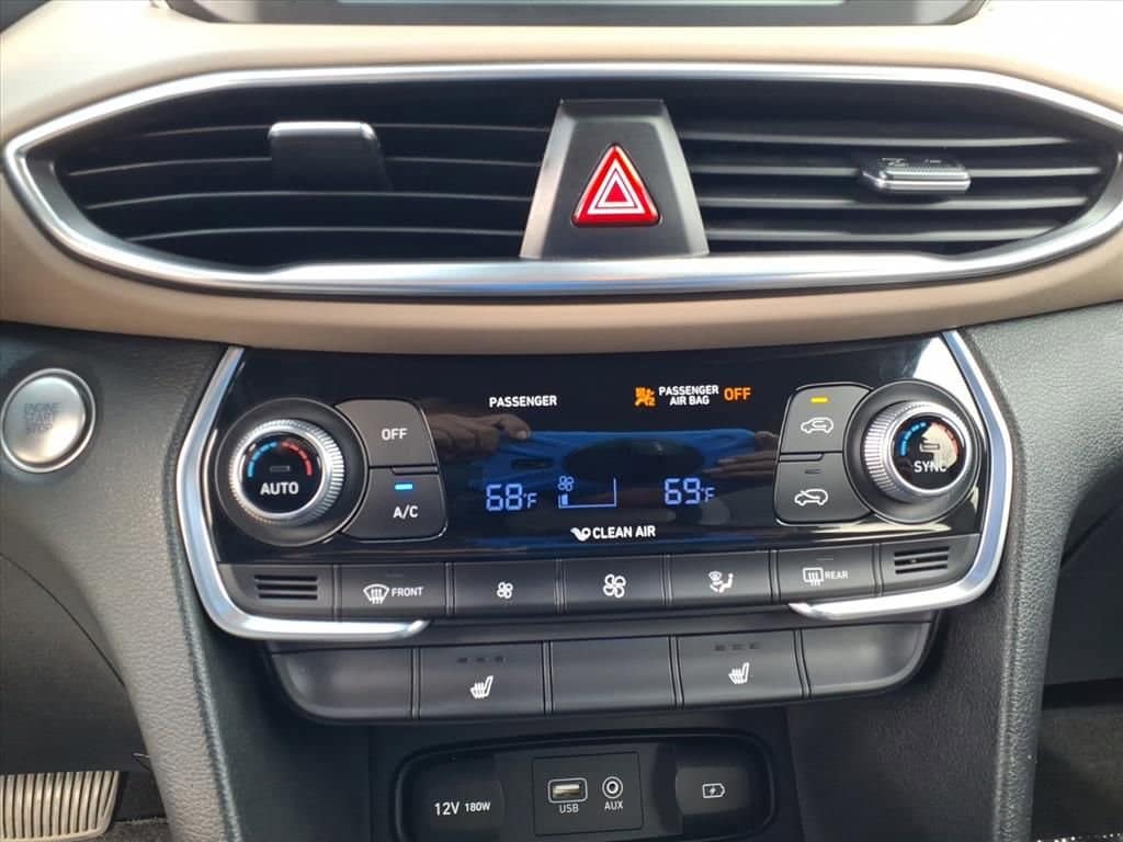 2019 Hyundai Santa Fe - Image 29