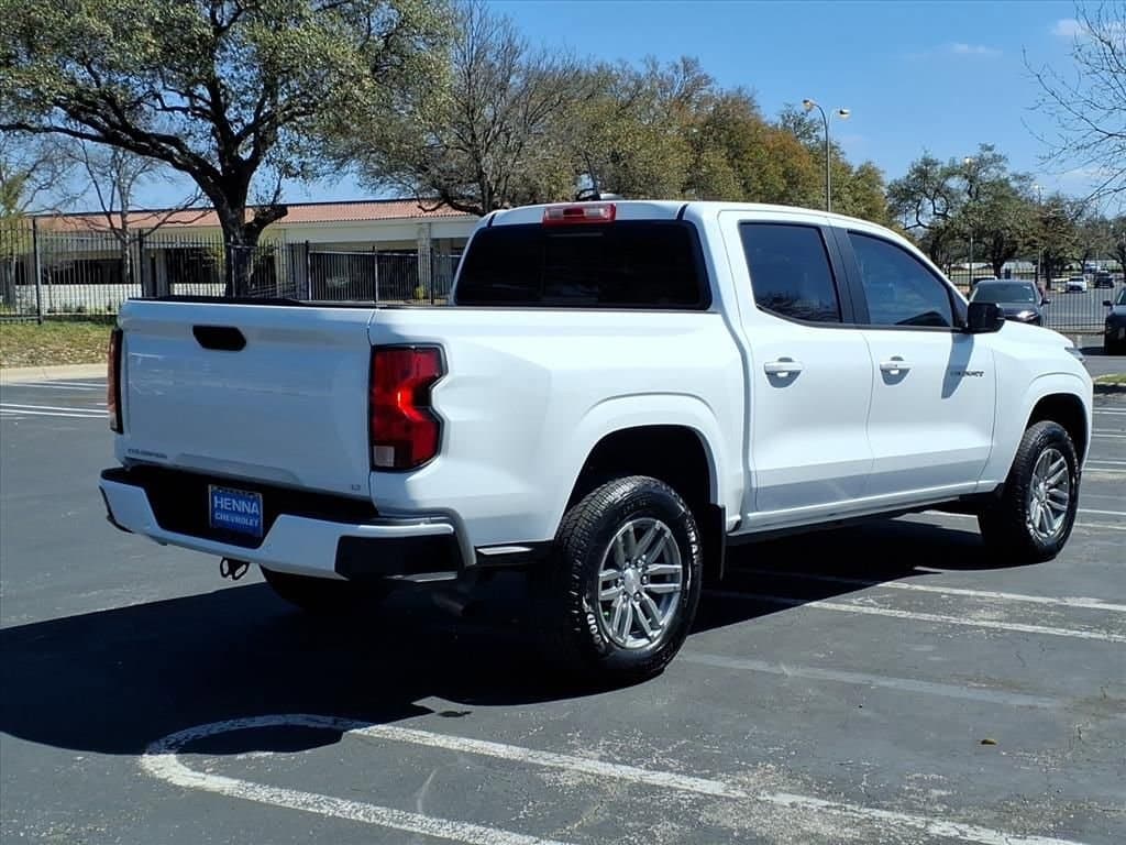 2024 Chevrolet Colorado - Image 9