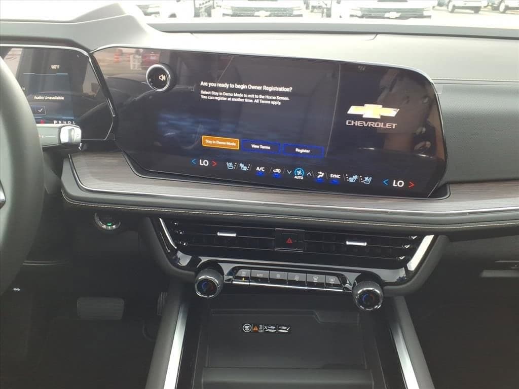2026 Chevrolet Suburban - Image 21