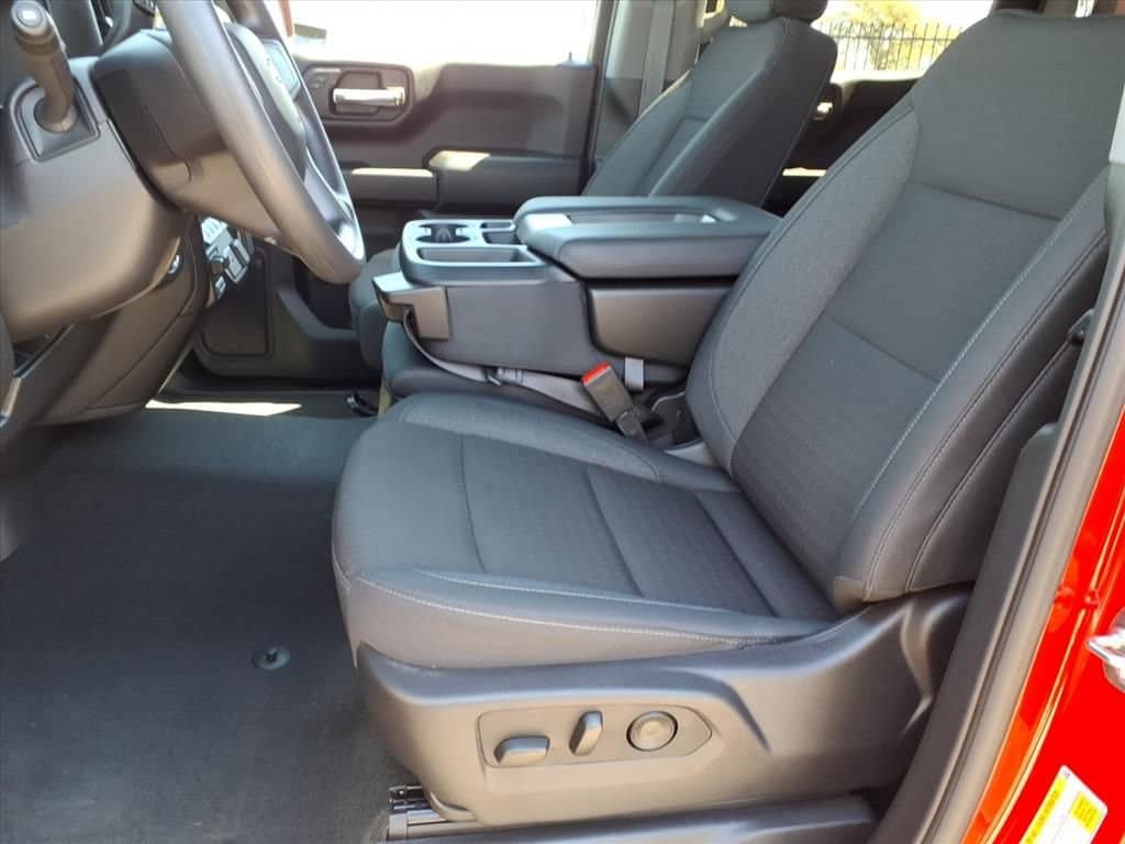 2026 Chevrolet Silverado 1500 - Image 15