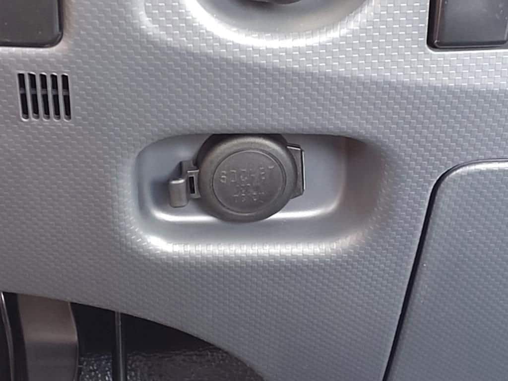 2025 Chevrolet Low Cab Forward 4500 HG - Image 17