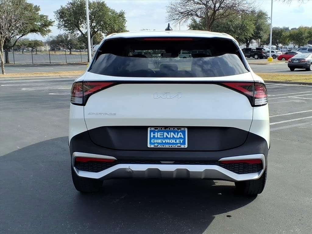 2024 Kia Sportage - Image 10
