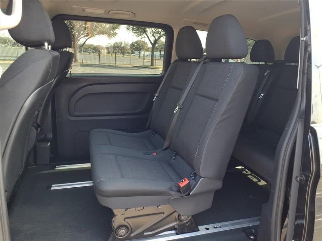 2019 Mercedes-Benz Metris Passenger Van - Image 19