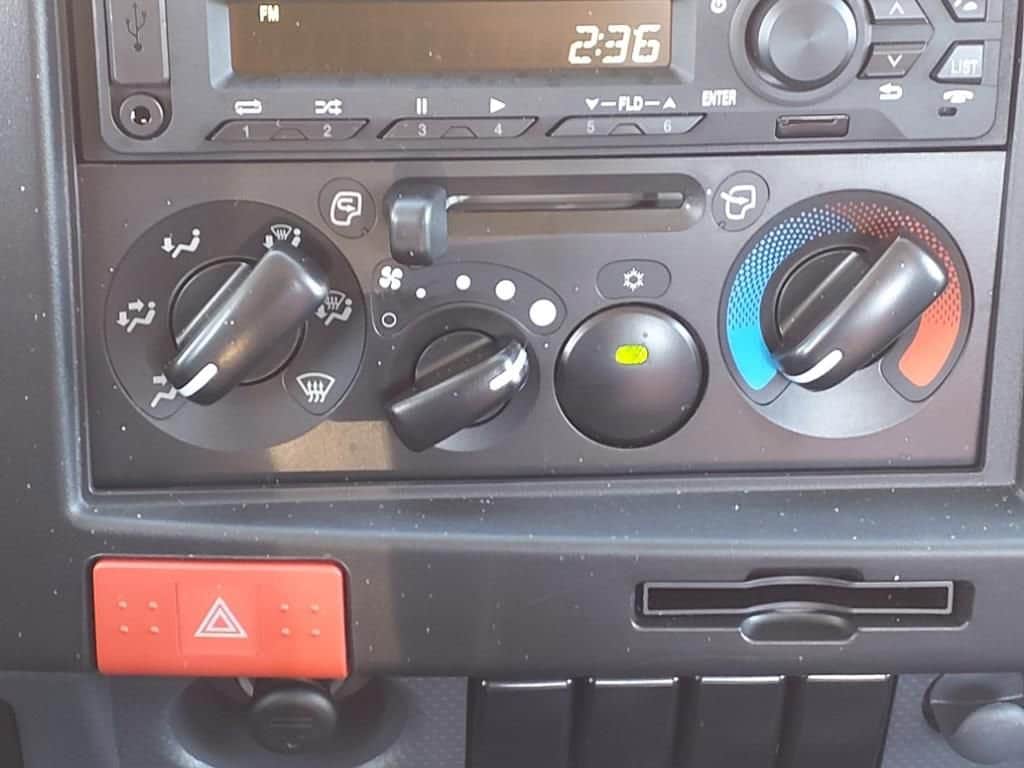 2025 Chevrolet Low Cab Forward 4500 HG - Image 11