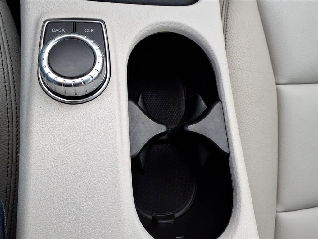 2015 Mercedes-Benz GLA-Class - Image 24