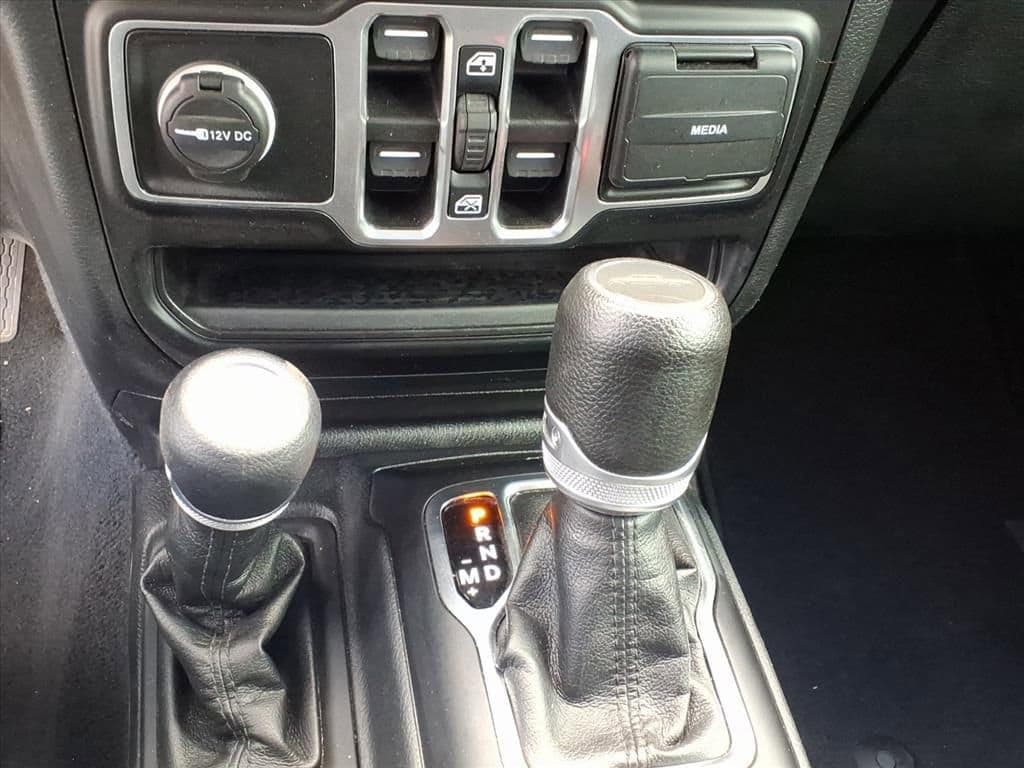 2023 Jeep Gladiator - Image 22