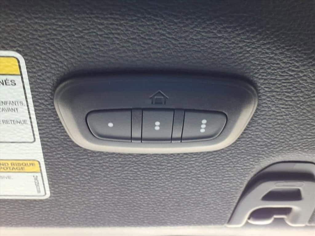 2023 Jeep Gladiator - Image 28