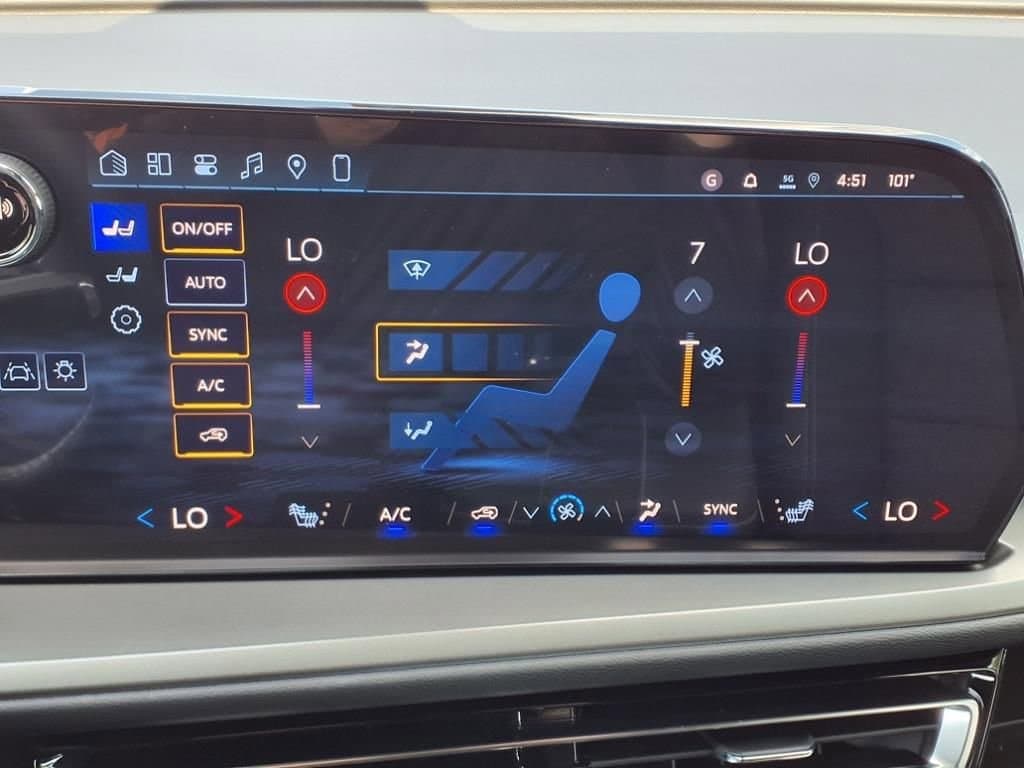 2026 Chevrolet Traverse - Image 13