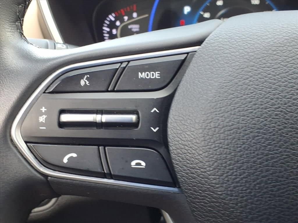 2019 Hyundai Santa Fe - Image 32