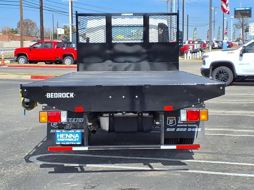 2025 Chevrolet Low Cab Forward 5500 XG - Image 5