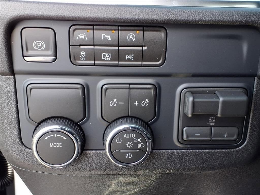 2026 Chevrolet Tahoe - Image 18