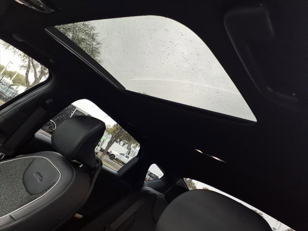 2025 Kia K4 - Image 13