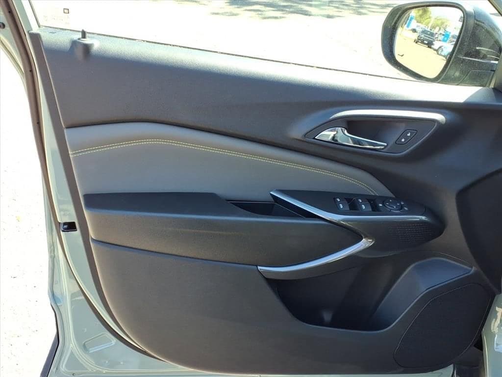 2026 Chevrolet Trax - Image 9