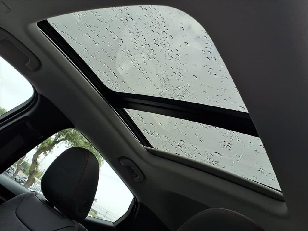 2027 Chevrolet Bolt - Image 12