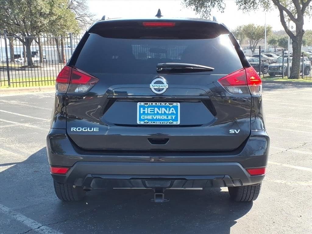 2017 Nissan Rogue - Image 12