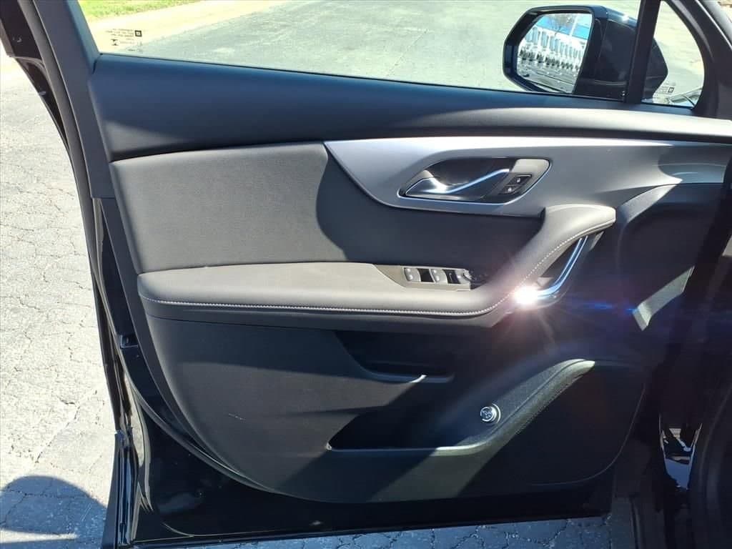 2026 Chevrolet Blazer - Image 11