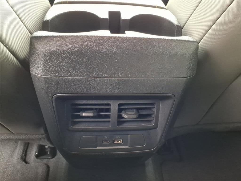 2024 Chevrolet Colorado - Image 23