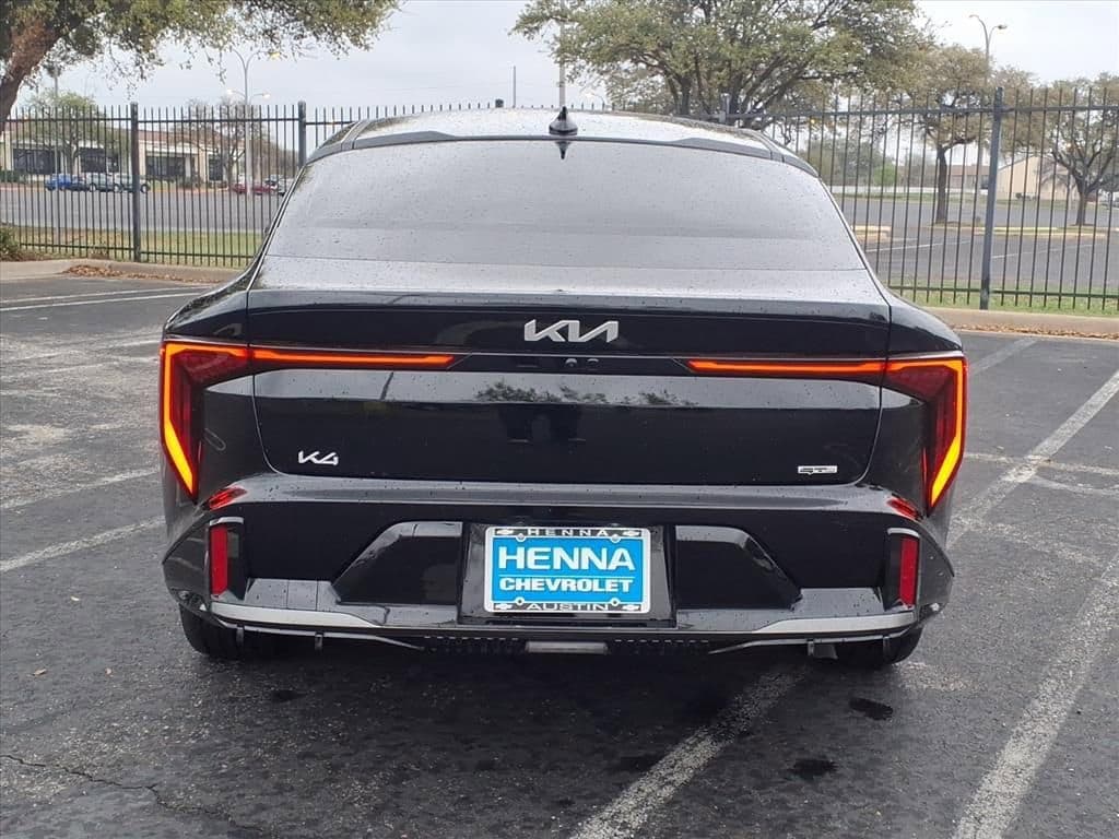 2025 Kia K4 - Image 11
