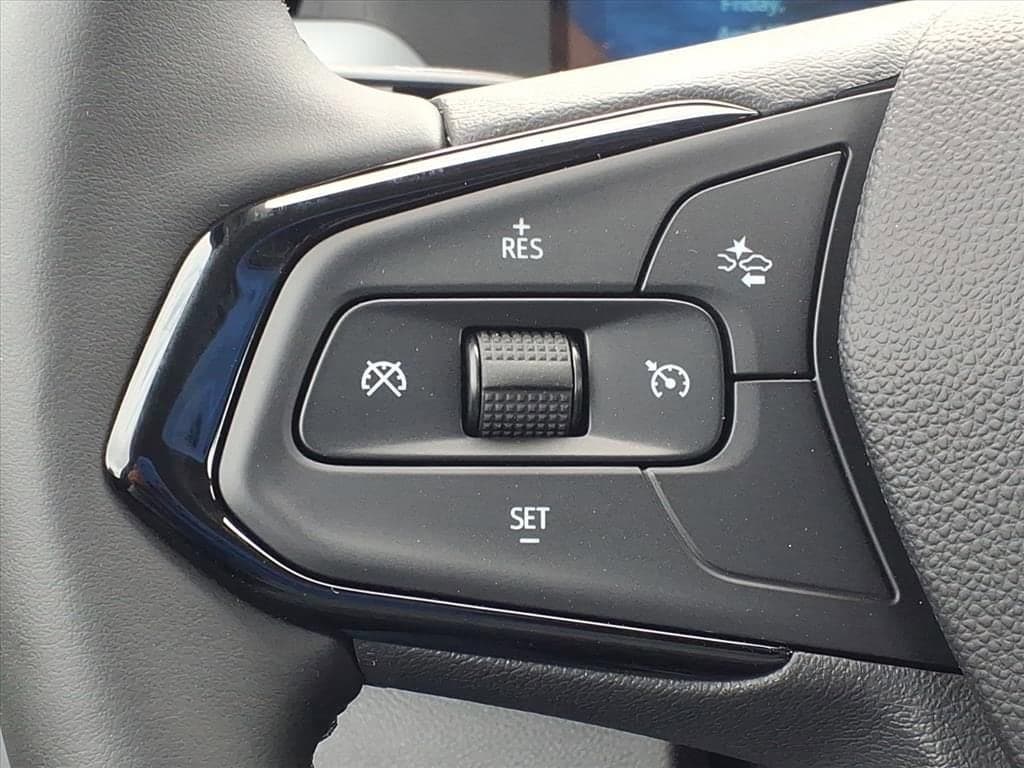 2027 Chevrolet Bolt - Image 21